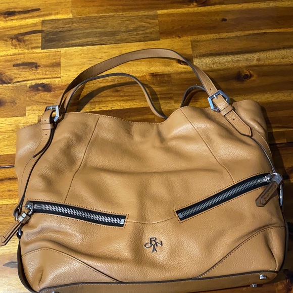 New OrYany Purse - Picture 4 of 5